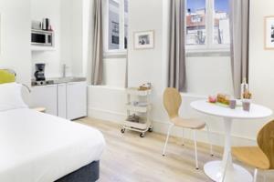 Lisbon Serviced Apartments - Ascensor Da Bica Esterno foto